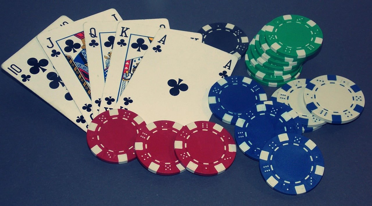 Người thắng lớn khi chơi nổ hũ slot online tại win888 trên điện thoại